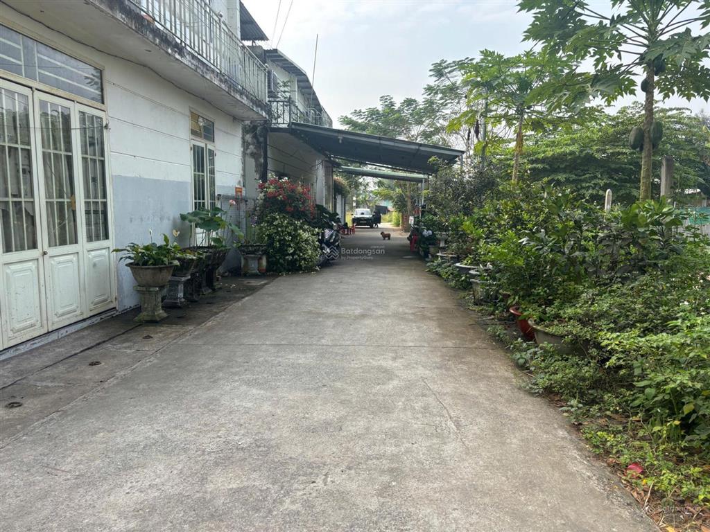 Chủ gửi bán lô đất 241m2 có 150m thổ cư , 1/ hùng vương xã phước an