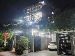 Biệt thự đang làm nhà trẻ, phù hợp ở hoặc cải tạo văn phòng, p. hiệp bình chánh, thủ đức