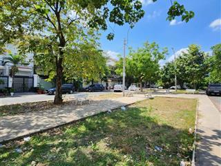 Ất ngang khủng 10m ,đối diện công viên  đường 25 p. hiệp bình chánh,q.thủ đức