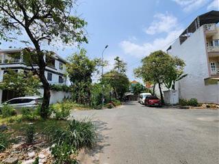 Nền đất (6,7x18m) khu văn phòng chính phủ hẻm 389, quốc lộ 13, p. hiệp bình phước, q. thủ đức