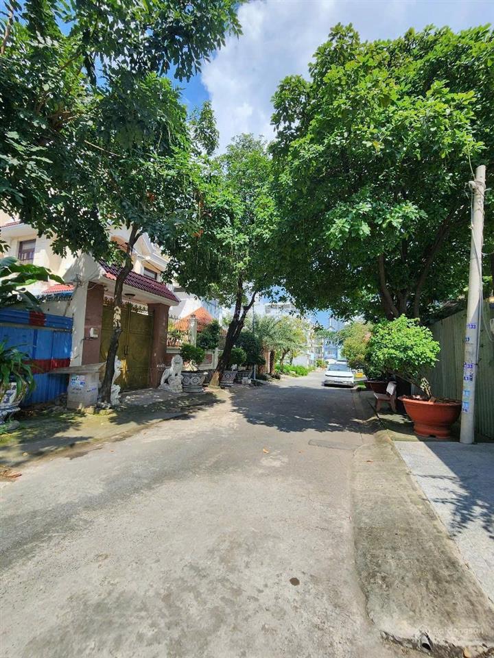 Nền đất (6,7x18m) khu văn phòng chính phủ hẻm 389, quốc lộ 13, p. hiệp bình phước, q. thủ đức