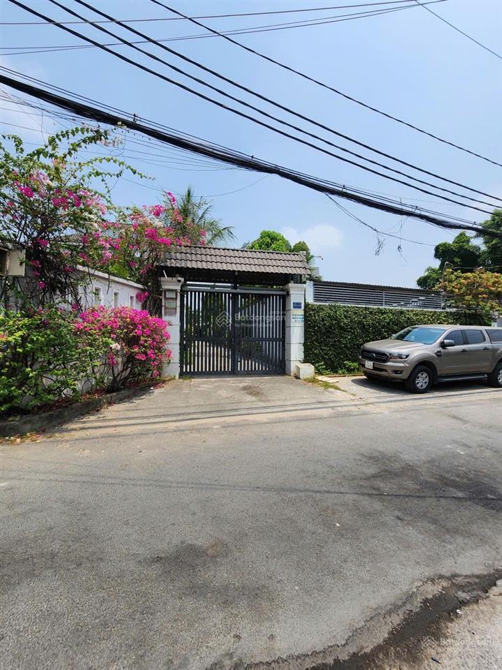 Bán nhà riêng 455m2 tại hẻm 700 quốc lộ 13, hiệp bình phước, thủ đức, tp. hcm, cấp phép 6 tầng lầu