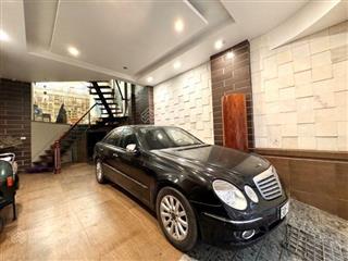 Nhà cù chính lan 8 tầng thang máy, vừa ở vừa cho thuê, kinh doanh