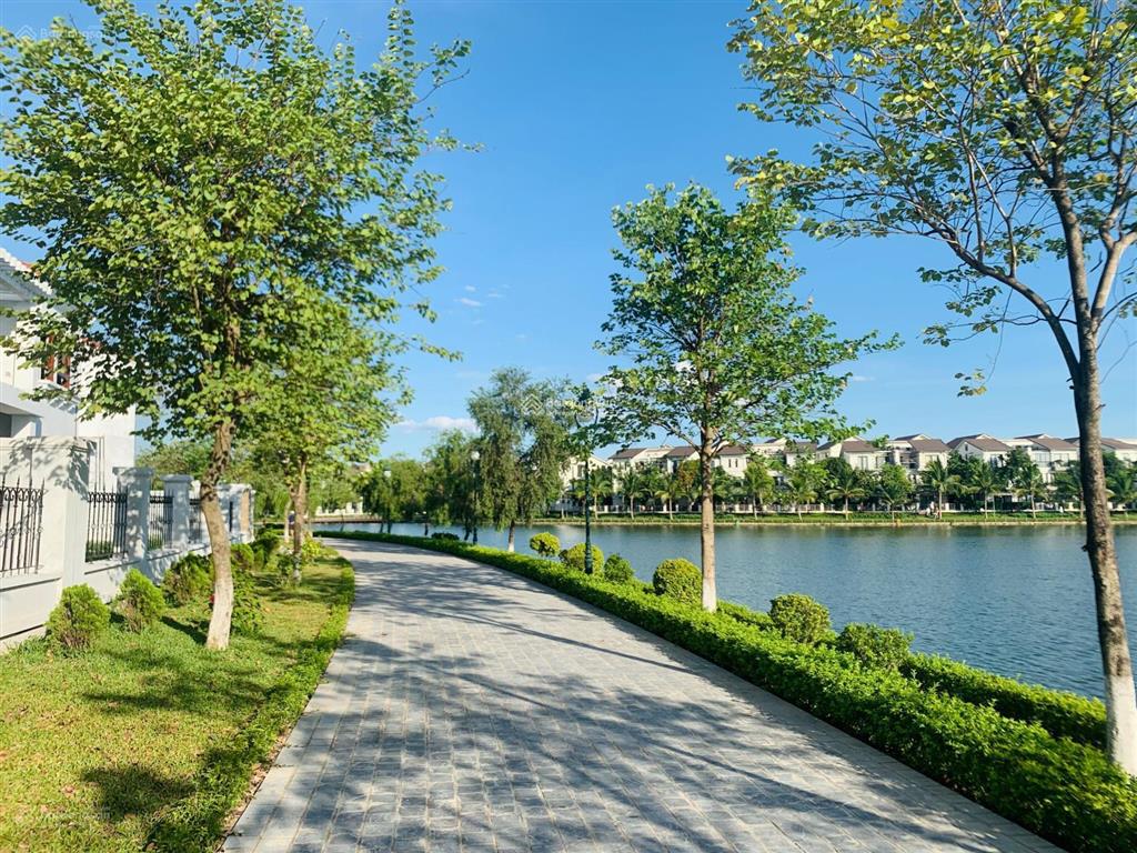 Cực gấp bán biệt thự hồ lago nam an khánh, gần 408m2, gần tây hồ rất gần công viên nội khu,vườn hoa