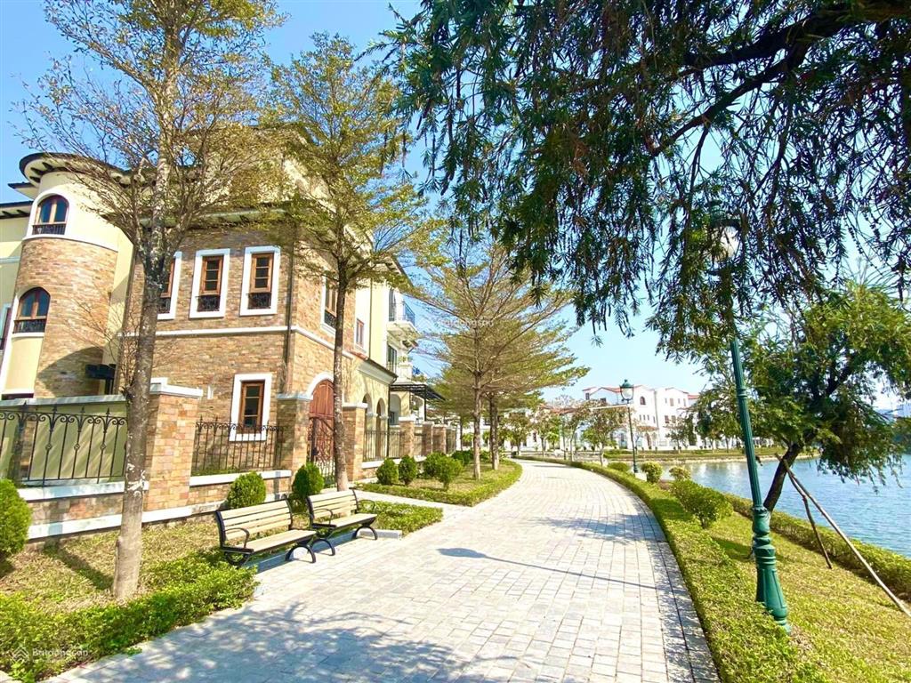 Cực gấp bán biệt thự hồ lago nam an khánh, gần 408m2, gần tây hồ rất gần công viên nội khu,vườn hoa