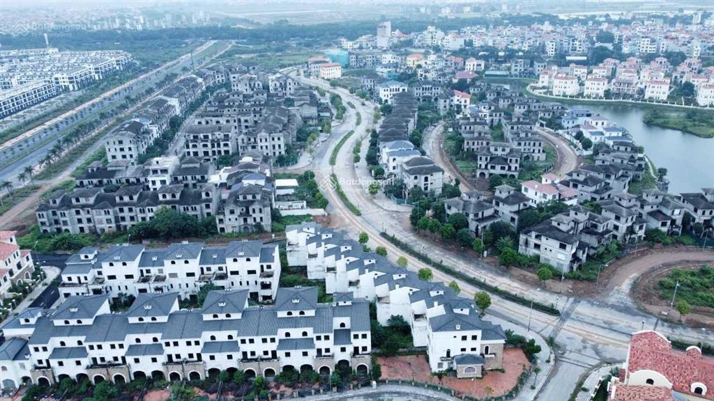 Căn đẹp, biệt vườn 145m2, mt 7.5m ở vista nam an khánh, gần vinhomes thăng long, vinhomes smct