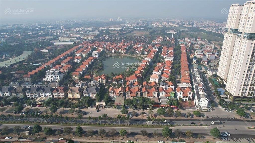 Bán gấp nhà liền kề bảo sơn, sổ đỏ cc. lối thông vinsmart