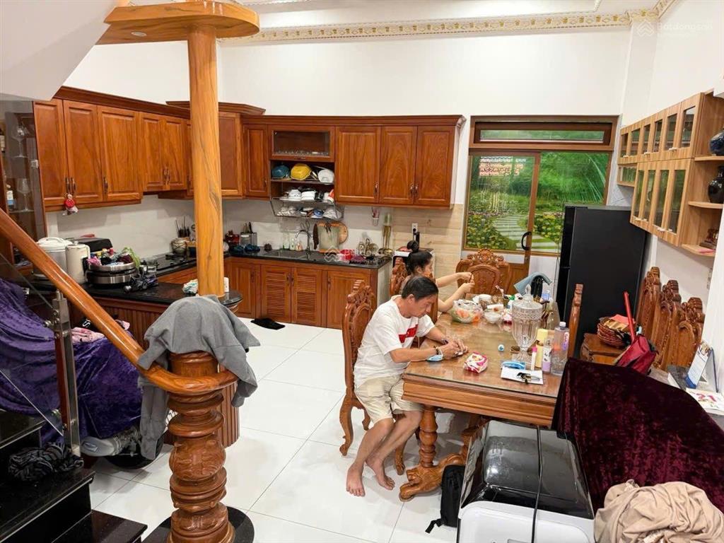 Giảm mạnh biệt thự gỗ cao cấp 5pn 5 toilet bông sao p5 q8