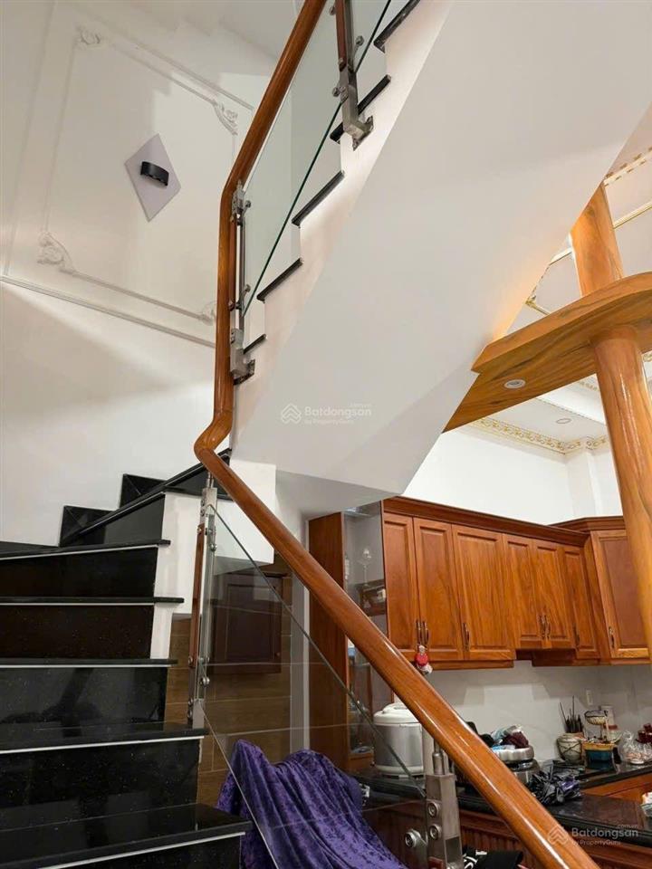 Giảm mạnh biệt thự gỗ cao cấp 5pn 5 toilet bông sao p5 q8