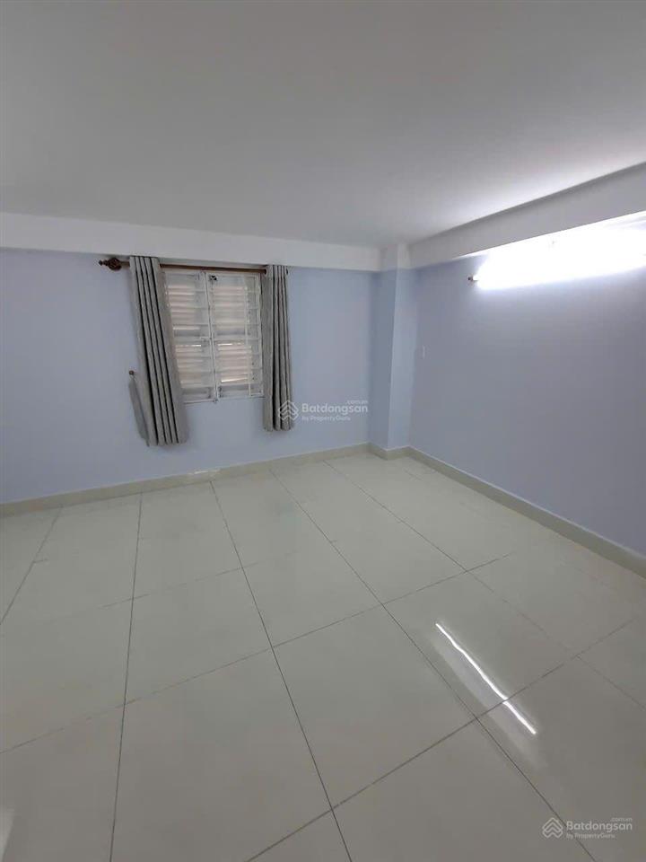Bán nhà riêng tại 134 tạ quang bửu, 10,5 tỷ, 50m2, giá tốt