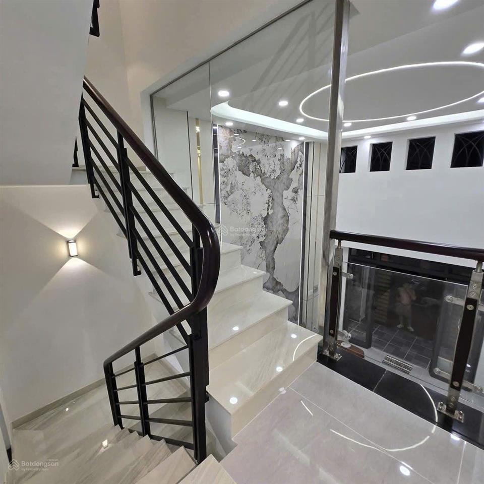 Bán gấp nhà riêng 279/15/ âu dương lân, 8,3 tỷ, 50 m2, 5pn, 4wc