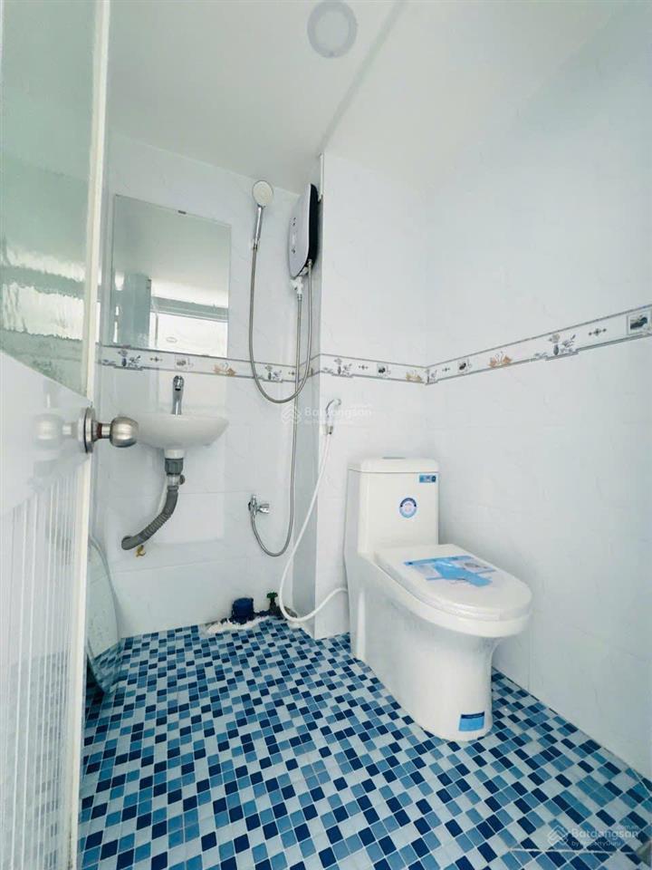 Bán chdv 2 mặt hẻm 4m thuộc khu vip đường âu dương lân p3 q8