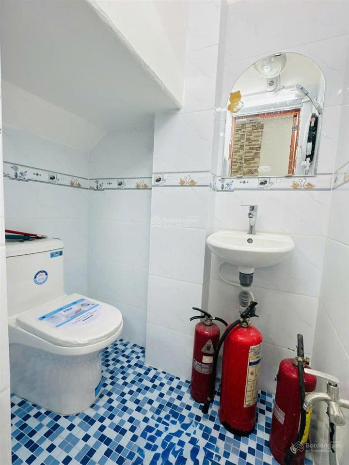 Bán chdv 2 mặt hẻm 4m thuộc khu vip đường âu dương lân p3 q8