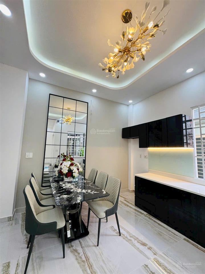 Bán nhà mới lung linh đường âu dương lân p.chánh hưng q8