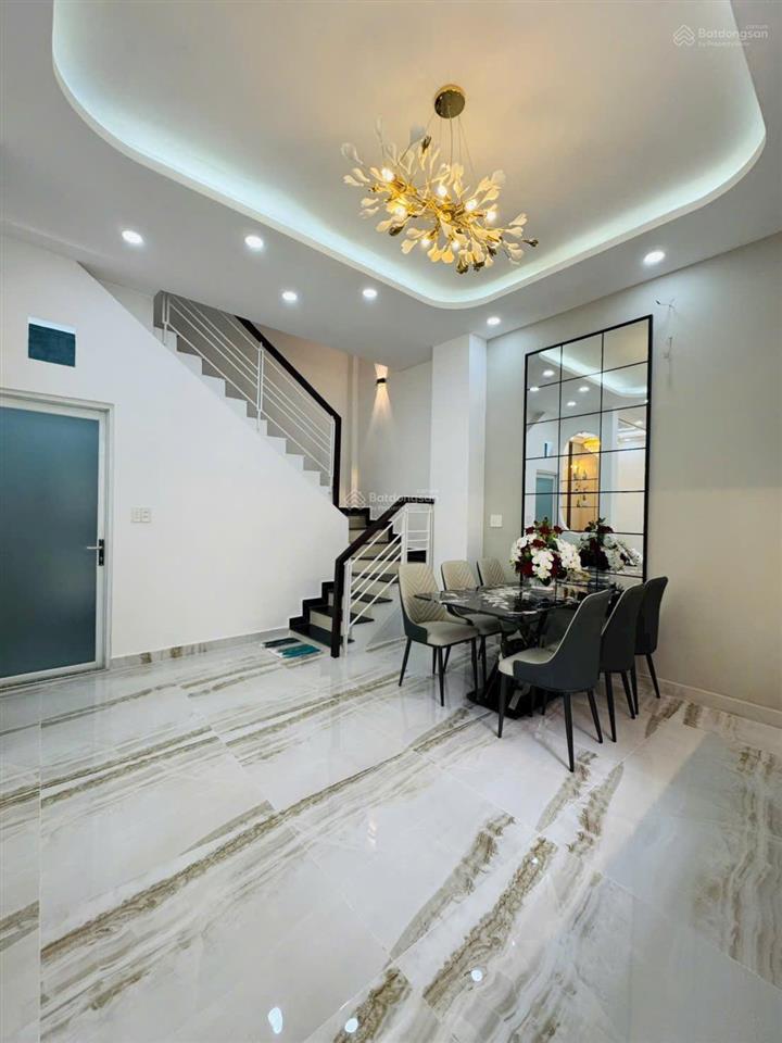 Bán nhà mới lung linh đường âu dương lân p.chánh hưng q8