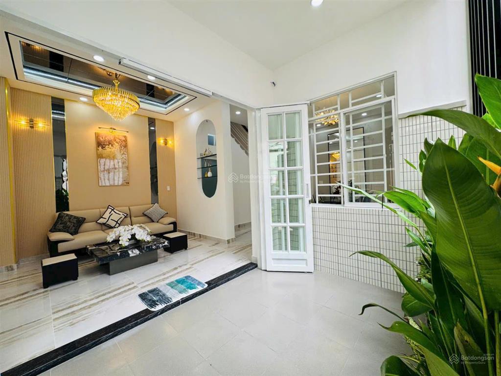 Bán nhà mới lung linh đường âu dương lân p.chánh hưng q8