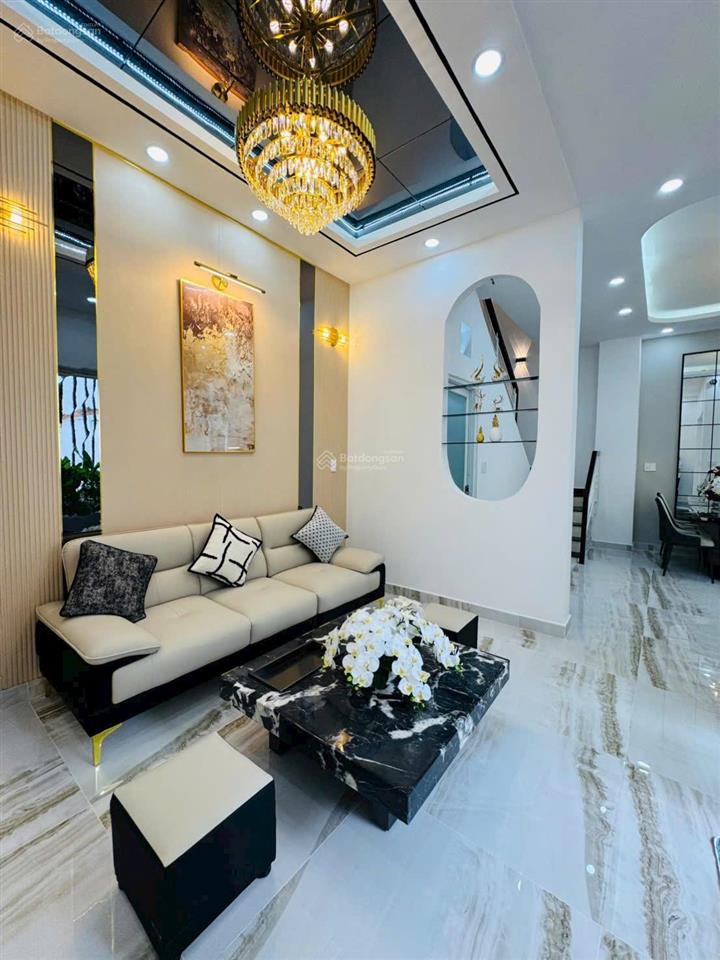 Bán nhà mới lung linh đường âu dương lân p.chánh hưng q8