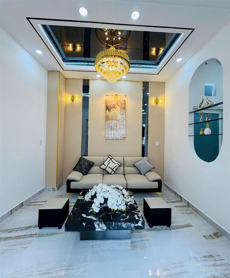 Bán nhà mới lung linh đường âu dương lân p.chánh hưng q8