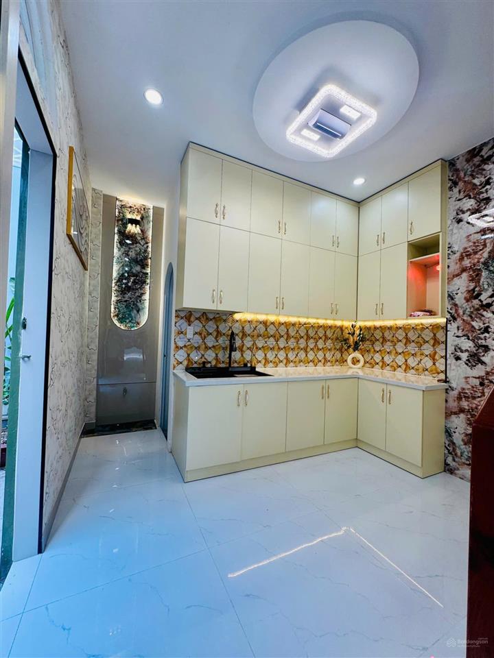 Bán nhà mới full nội thất lung linh hẻm 154 đường âu dương lân p3 q8