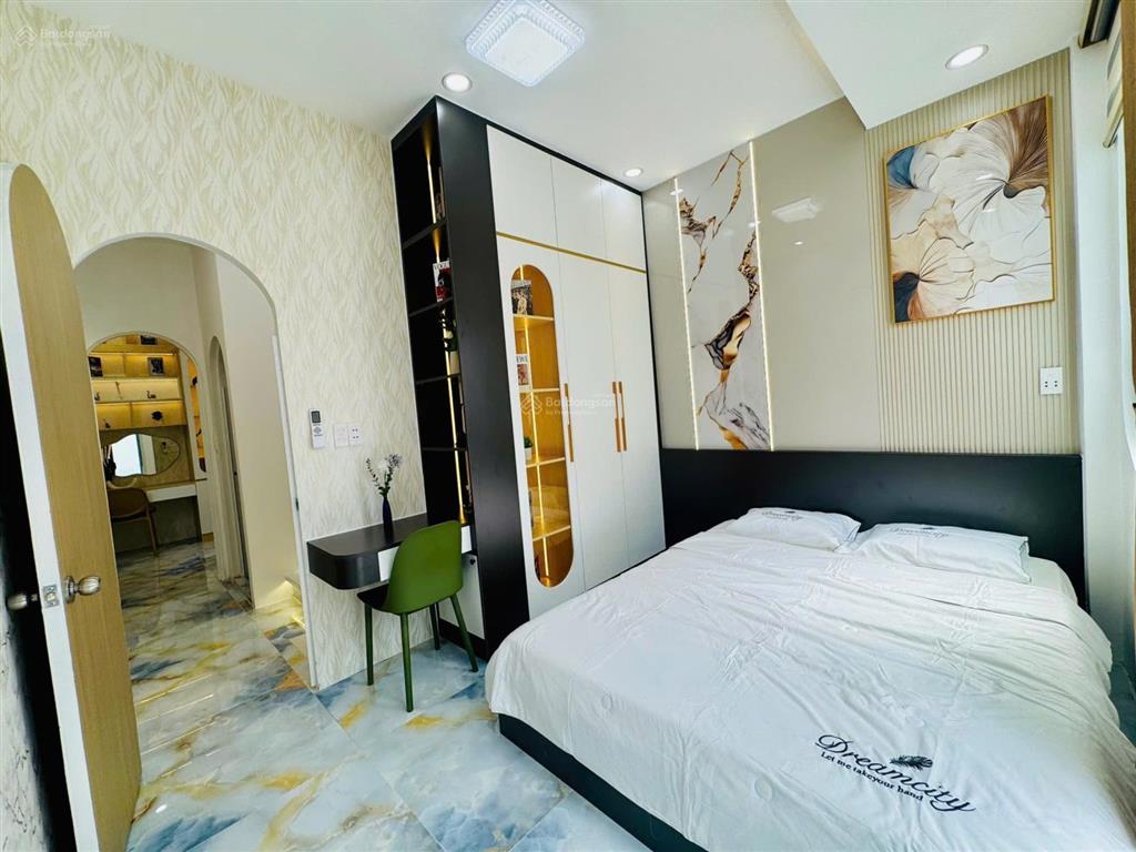 Bán nhà mới full nội thất lung linh hẻm 154 đường âu dương lân p3 q8
