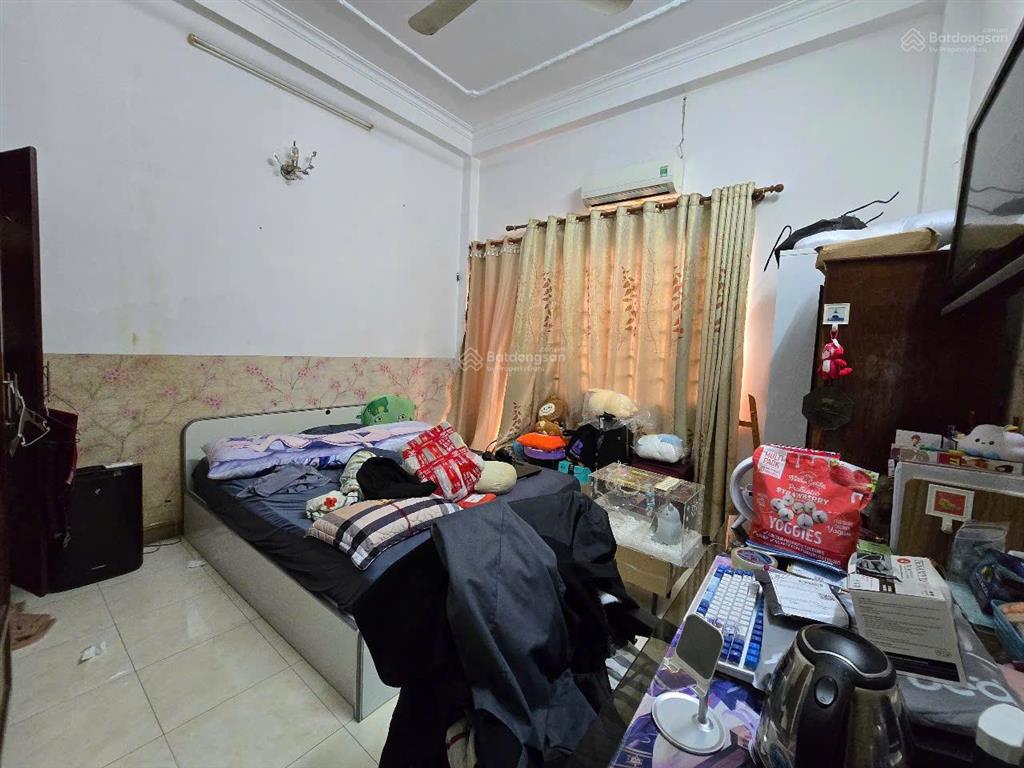 Bán nhà 3 lầu hẻm 4m đường nguyễn chế nghĩa p13 q8