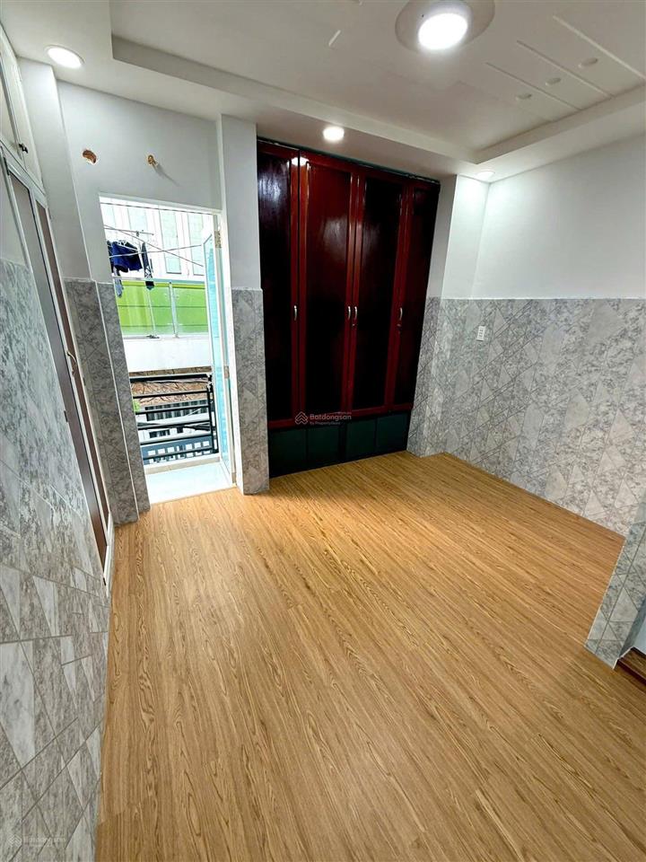 Bán nhà đẹp hẻm 181 đường âu dương lân p2 q8