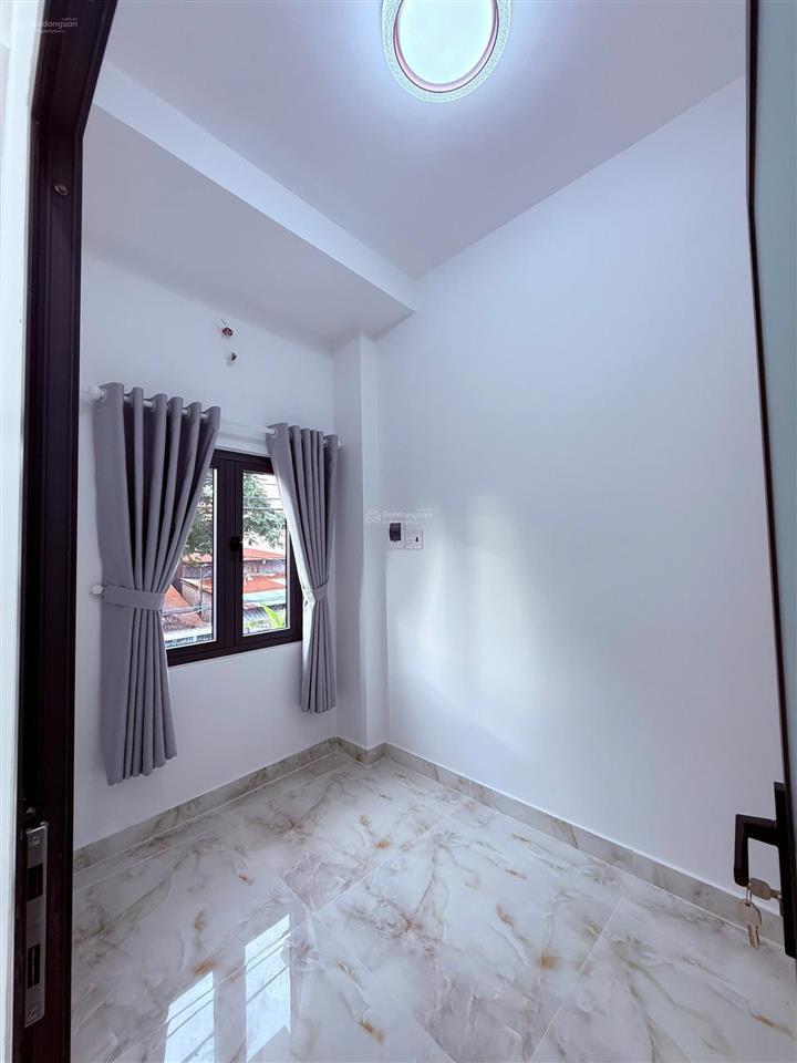 Bán nhà đẹp mặt tiền đường cao xuân dục p12 q8