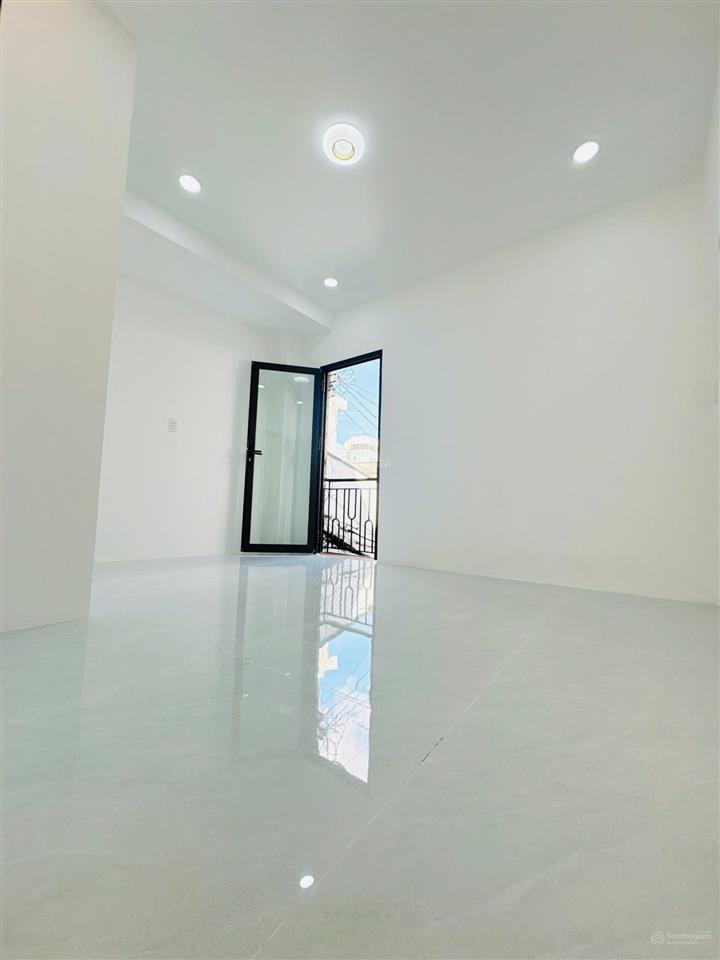 Bán nhà đẹp mới hẻm 797 đường hưng phú p9 q8