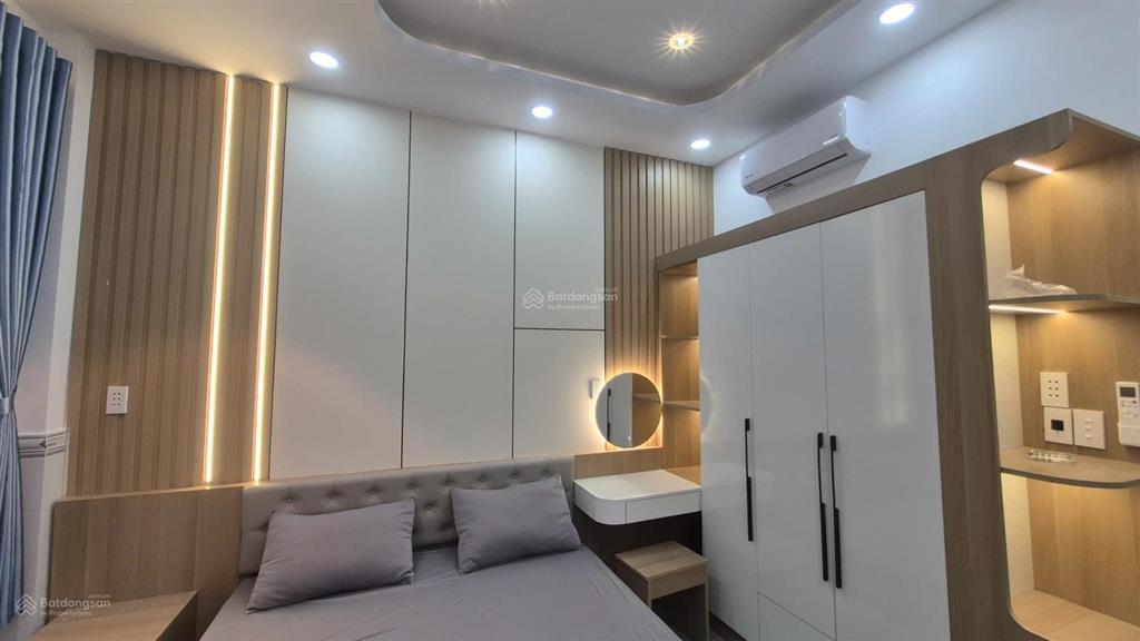 Bán nhà lô đẹp mới hẻm rộng 4m đường hưng phú p10 q8