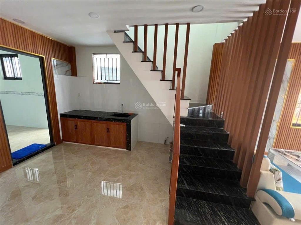 Bán nhà xây mới hẻm 372 tùng thiện vương p13 q8