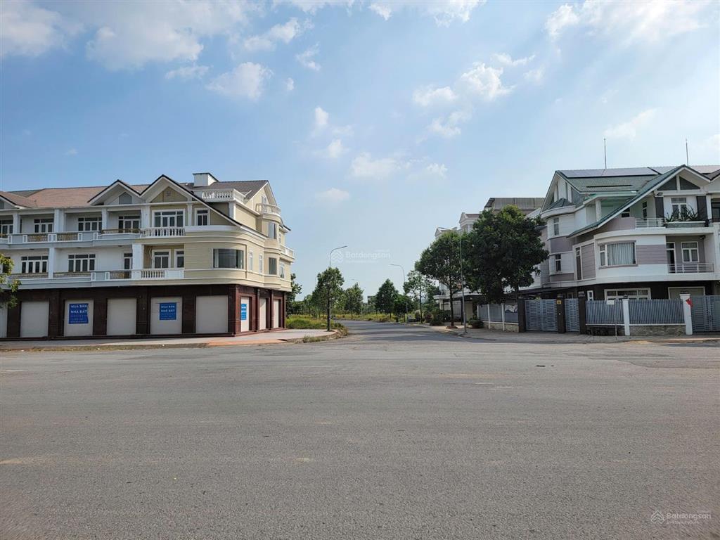 Bán gấp lô đất shophouse 8m x 20m ngay đường 45m ngay khu đô thị ven sông long hưng. giá ngộp 8 tỷ