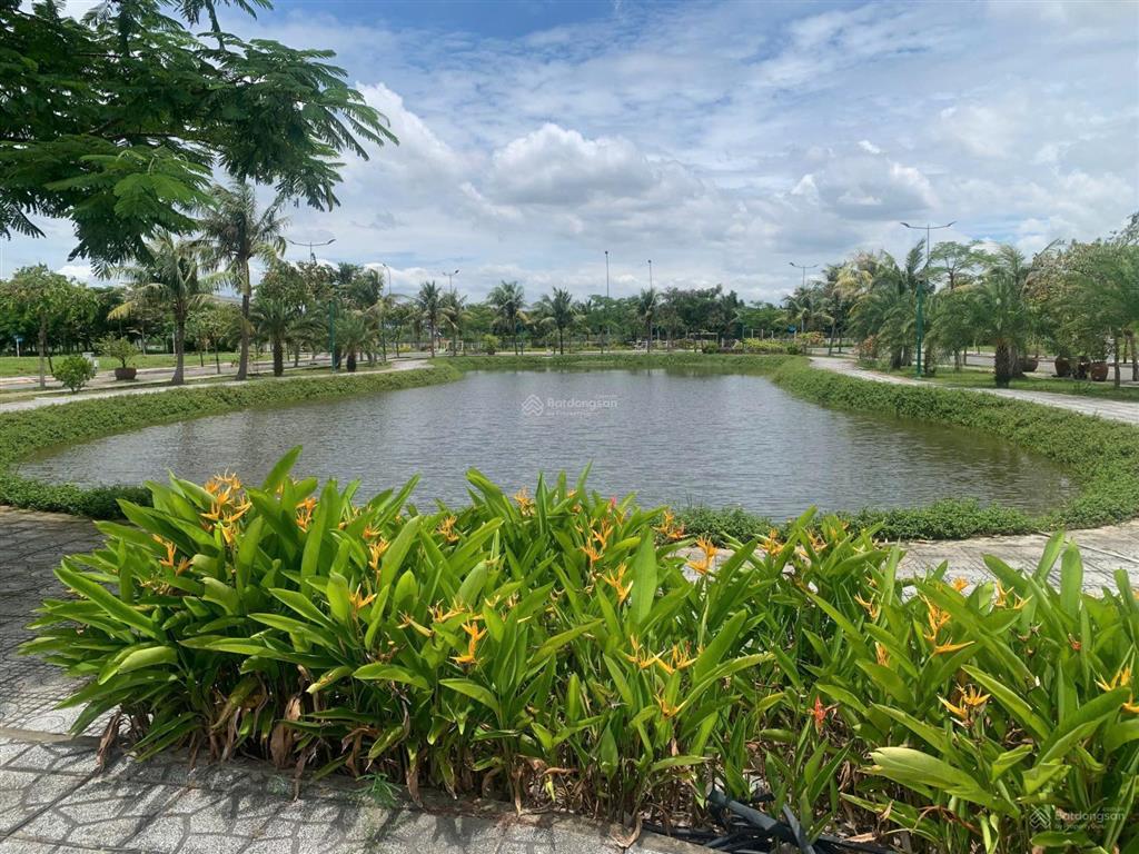 Bán gấp đất gần mũi tàu quốc lộ 51 , phường long thành , khu dân cư đông đúc . giá chỉ 12tr/m2