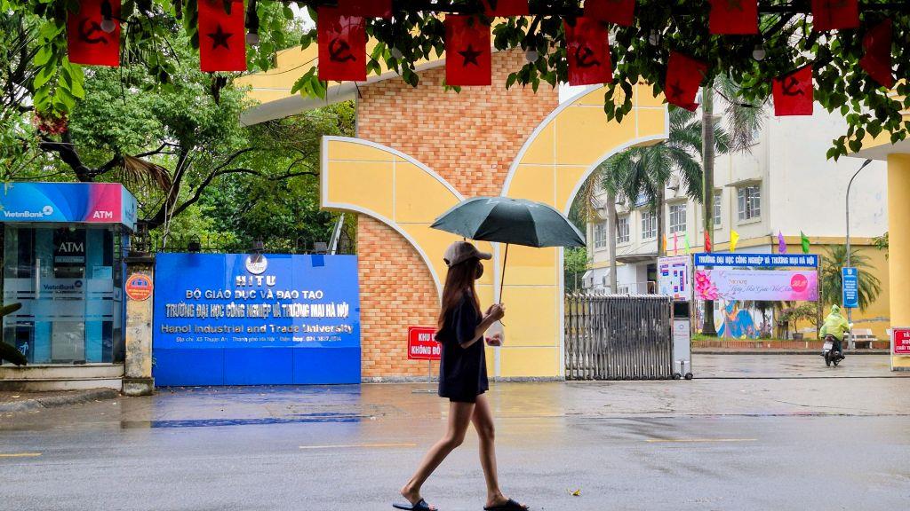 HIẾM - ĐẤT GIÃN DÂN ĐA TIỆN/ĐH CN THƯƠNG MẠI HÀ NỘI - KD ĐA DẠNG