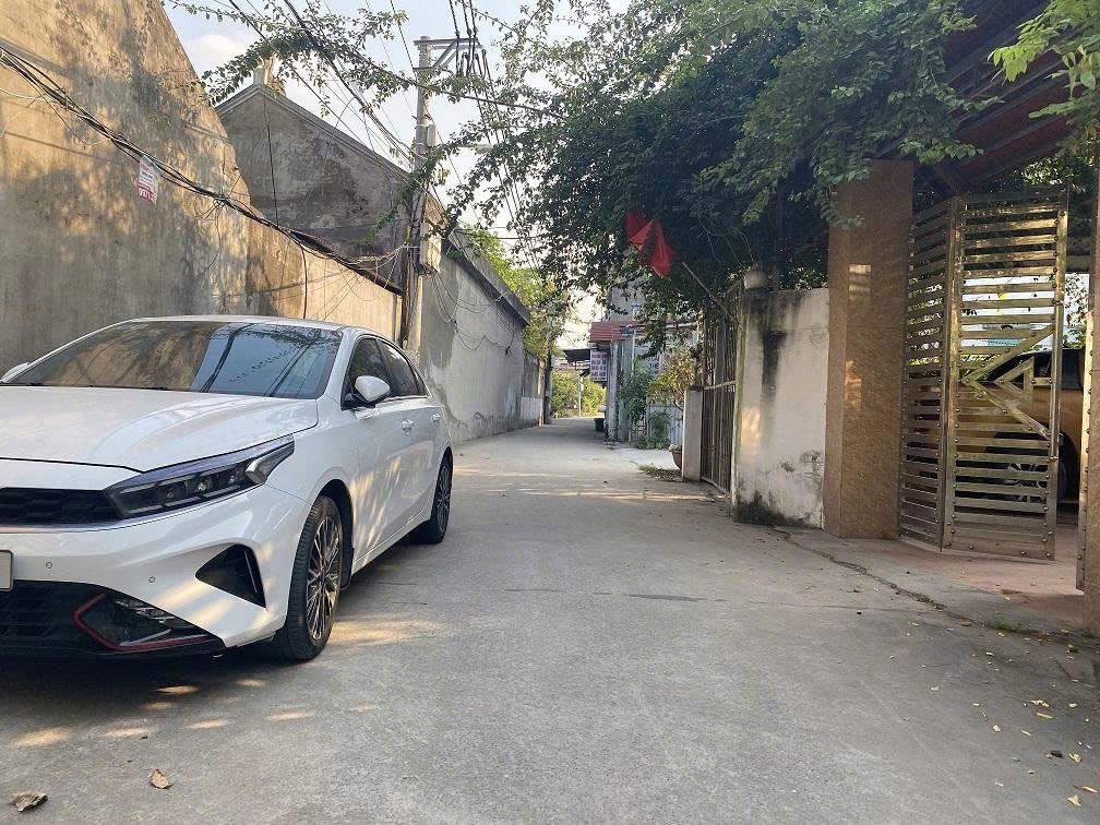 BÁN 81M2 ĐẤT LỆ CHI/ĐẠI HỌC CN TM HÀ NỘI - ĐƯỜNG Ô TÔ THÔNG - CHỈ 3TỶ x