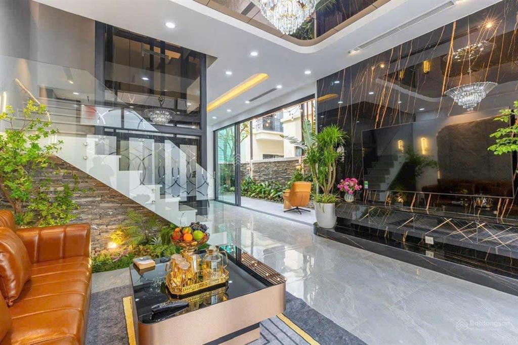 Cảnh báo! cắt lỗ 9,5 tỷ 80m2 liền kề vinhomes ocean park 3  nhìn công viên, thông vịnh biển 24ha
