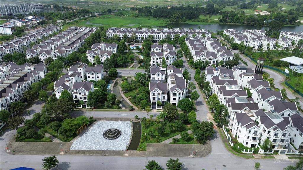 Nhà biệt thự lô góc tại time garden vĩnh yên  view vườn hoa