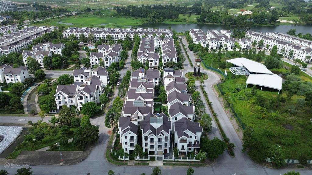 Nhà biệt thự lô góc tại time garden vĩnh yên  view vườn hoa