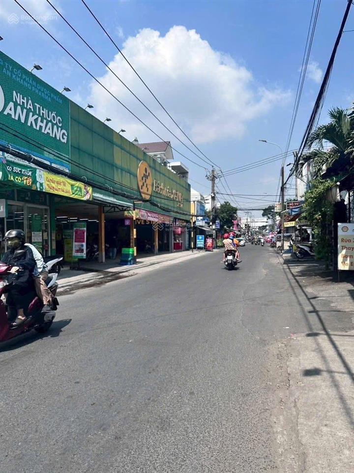 Lô đất góc 2 mặt tiền ptam hiệp 1 xẹt đường lý văn sâm sổ riêng thổ cư 4.713m 2.65tỷ đường xe hơi