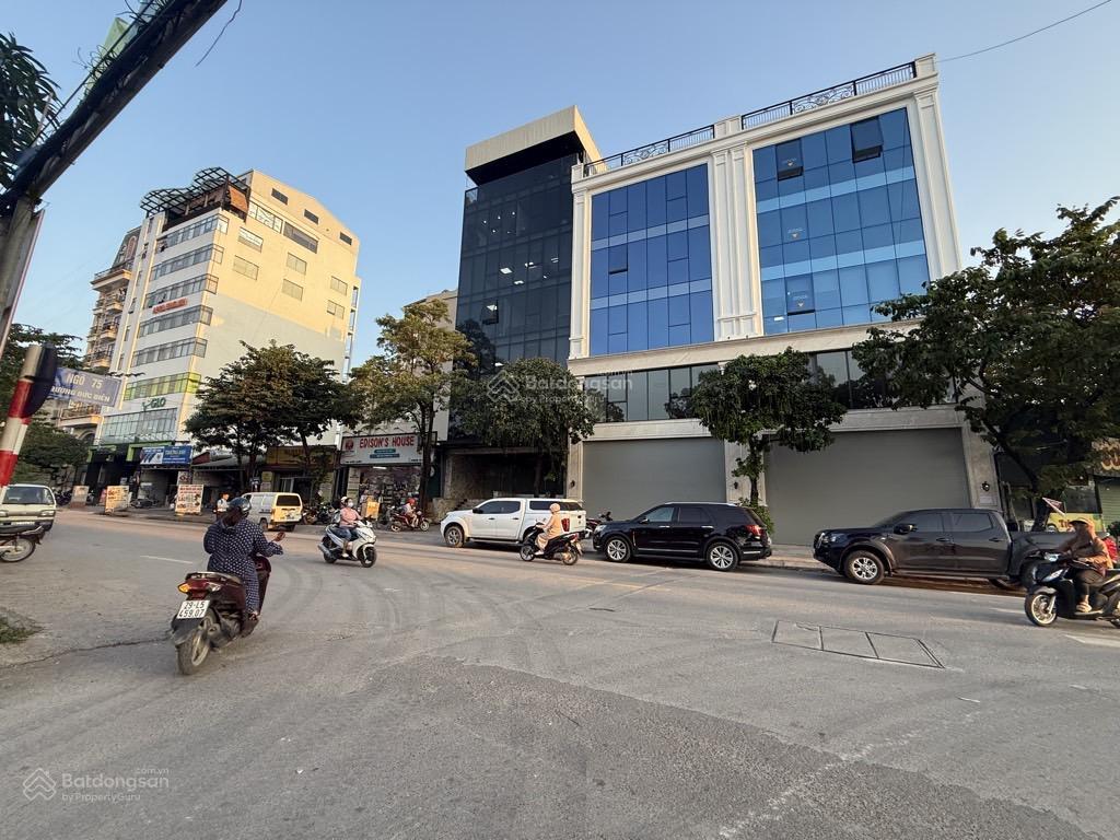 Bán đất cuối hồ tùng mậu, phân lô vỉa hè, nhiều ô tô tránh, mt 10m. 150m2. hơn 30 tỷ. 0978 996 ***