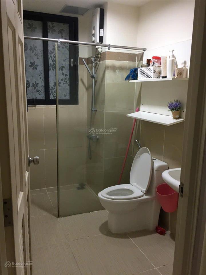 Cho thuê ch đức khải quận 7. 85m2 2pn 3wc, có nội thất. giá chỉ 8 tr/tháng