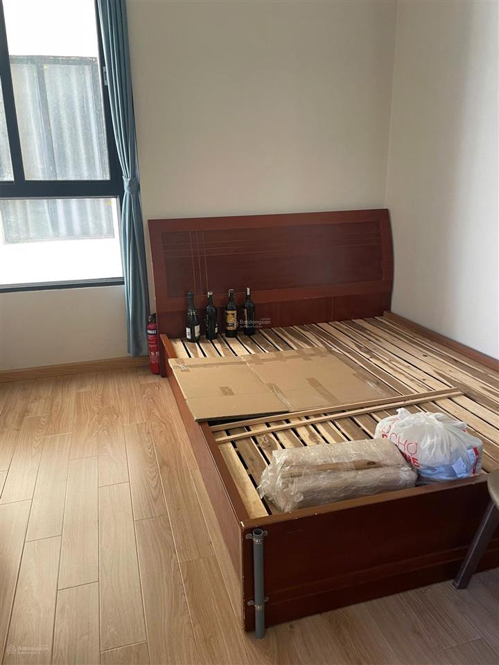 Cho thuê ch era town q7. bancol rộng 85m2 2 phòng ngủ, có nội thất. giá chỉ 10tr/tháng.