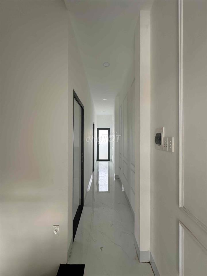 Nhà Mặt Tiền Trung Tâm – Tiện Ở, Tiện Kinh Doanh 🏡
