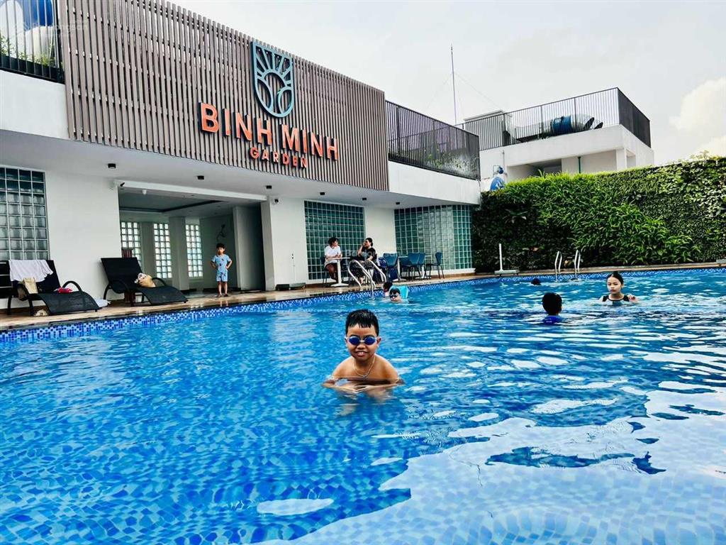 5,5 tỷ sở hữu 2n 74m2 full nội thất, nhận nhà ở ngay, đông nam, sẵn sổ tại bình minh garden.