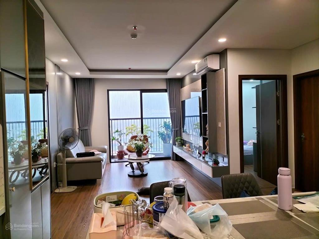 5,5 tỷ sở hữu 2n 74m2 full nội thất, nhận nhà ở ngay, đông nam, sẵn sổ tại bình minh garden.