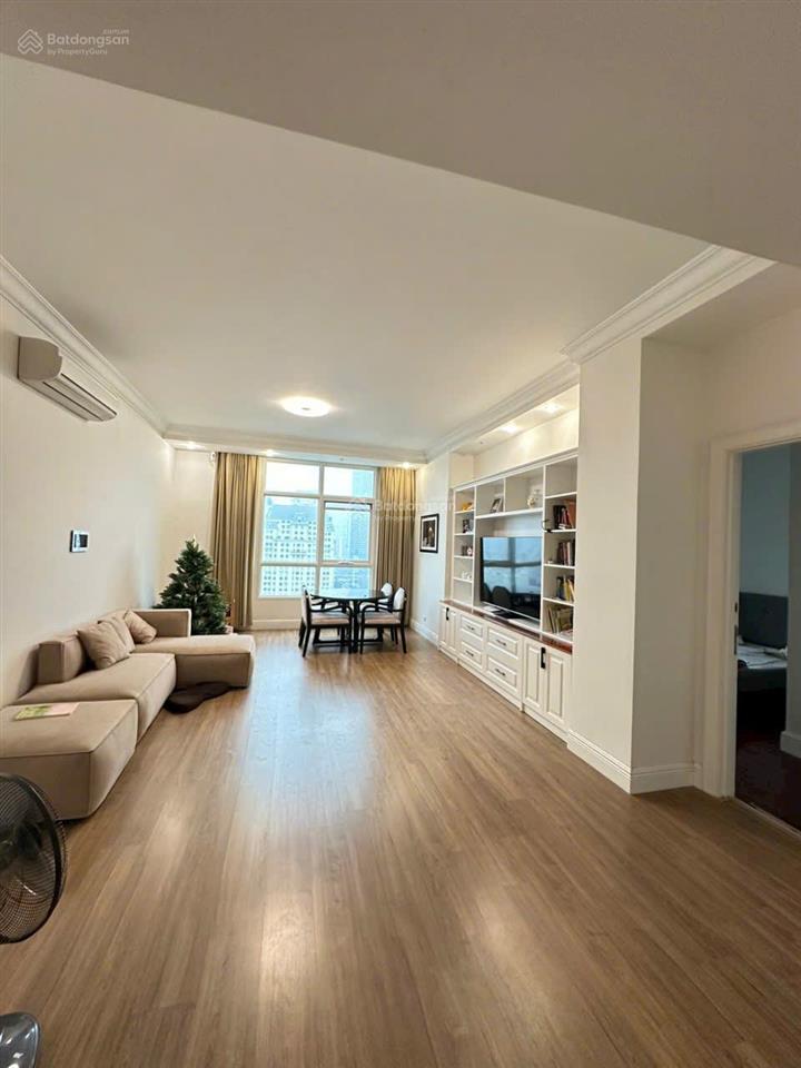 Chính chủ thiện chí bán nhanh căn 2 ngủ the garden, giá bán chỉ hơn 9 tỷ, cho thuê lên tới 25tr