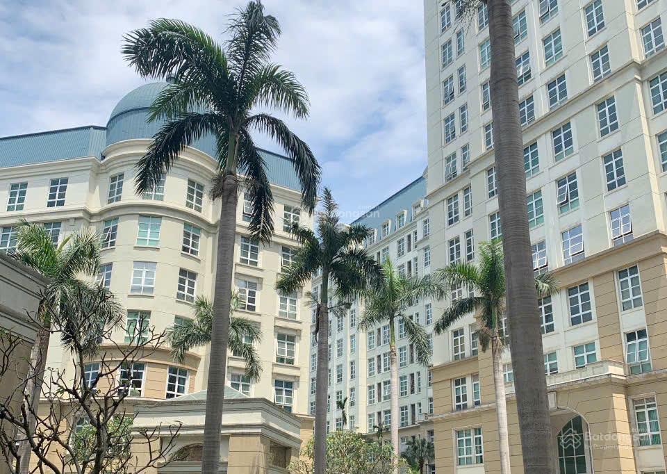 Chính chủ cần tiền bán nhanh căn hộ 3 ngủ, hơn 7 tỷ, đủ nội thất chỉ việc xách vali vào ở