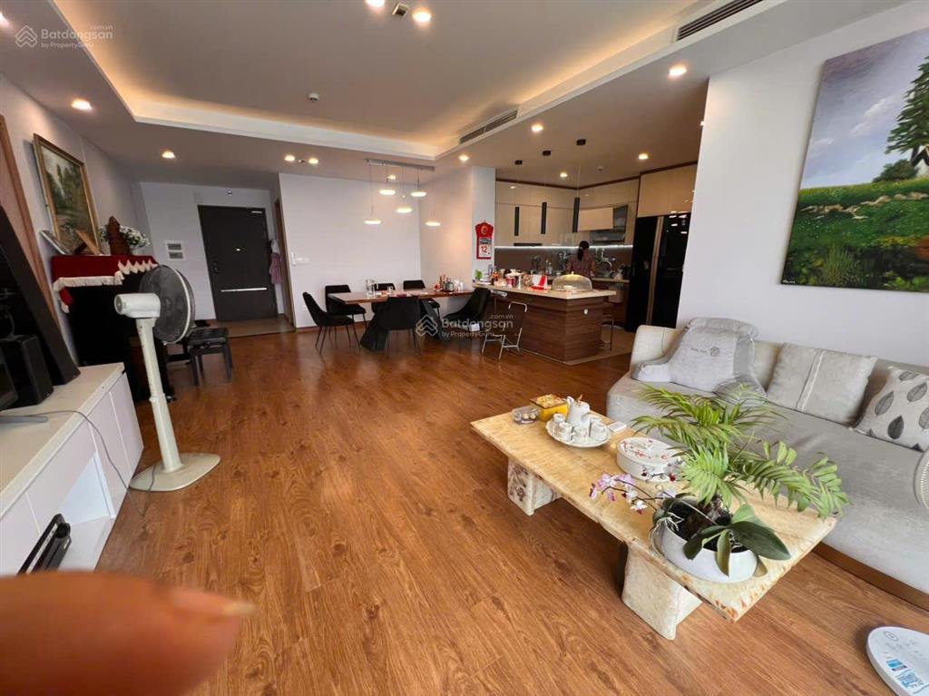 Giá siêu tốt  chính chủ bán căn góc 4 ngủ đẹp nhất tòa the park home, giá 17 tỷ 3