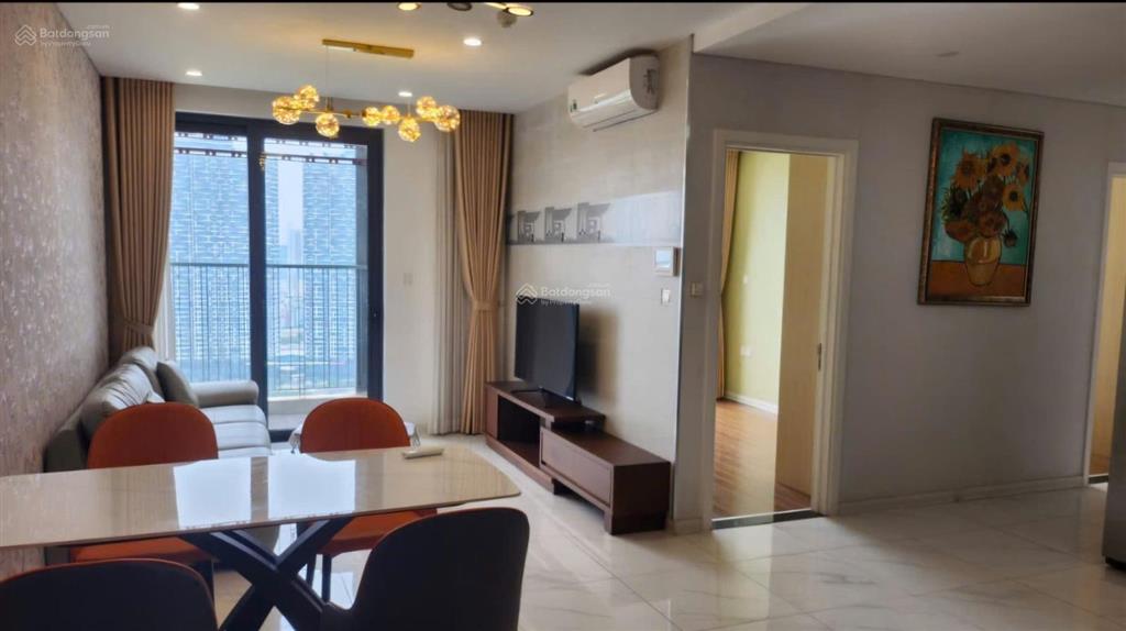 Giá tốt nhất quỹ căn  căn góc 3 ngủ tầng cao view hồ siêu đẹp, giá hơn 12 tỷ đủ nội thất