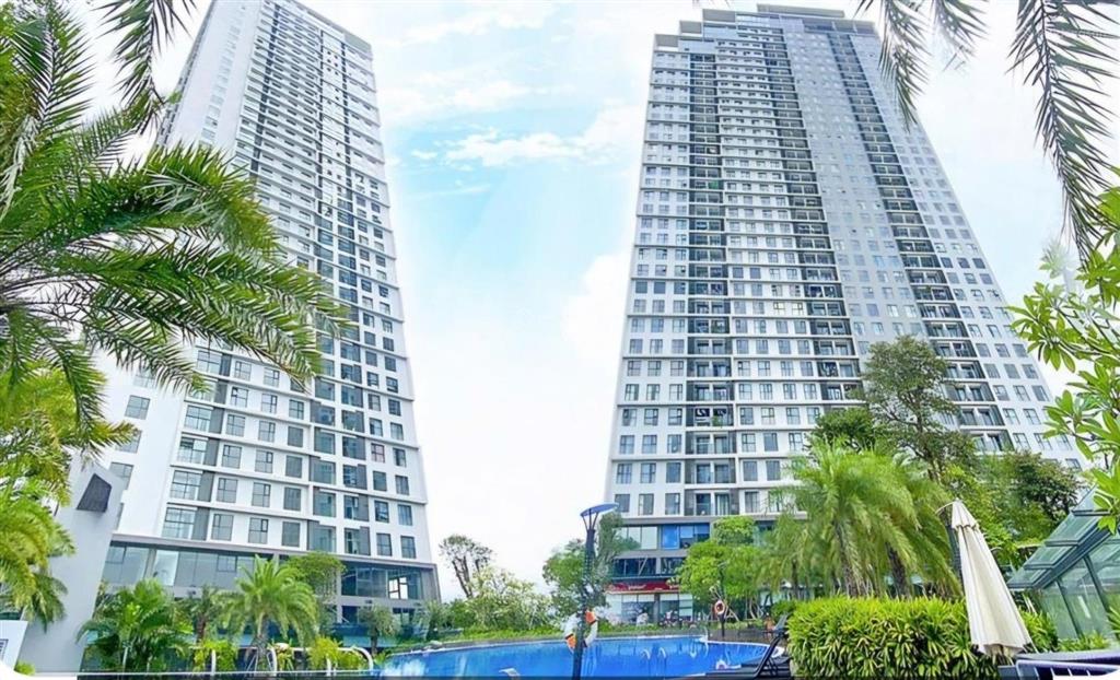 Giá tốt nhất quỹ căn  căn góc 3 ngủ tầng cao view hồ siêu đẹp, giá hơn 12 tỷ đủ nội thất