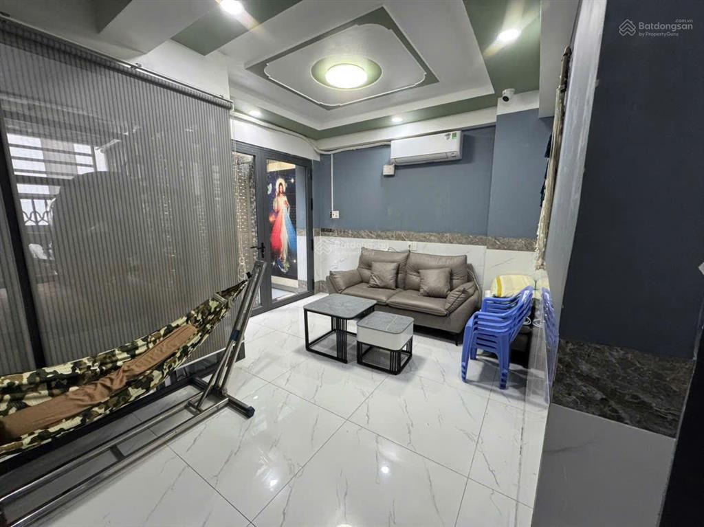 Nhà 1 hầm 1 trệt 1 lửng 3 lầu tại phan văn trị, bình thạnh  dt 58m2  giá 9,8 tỷ.